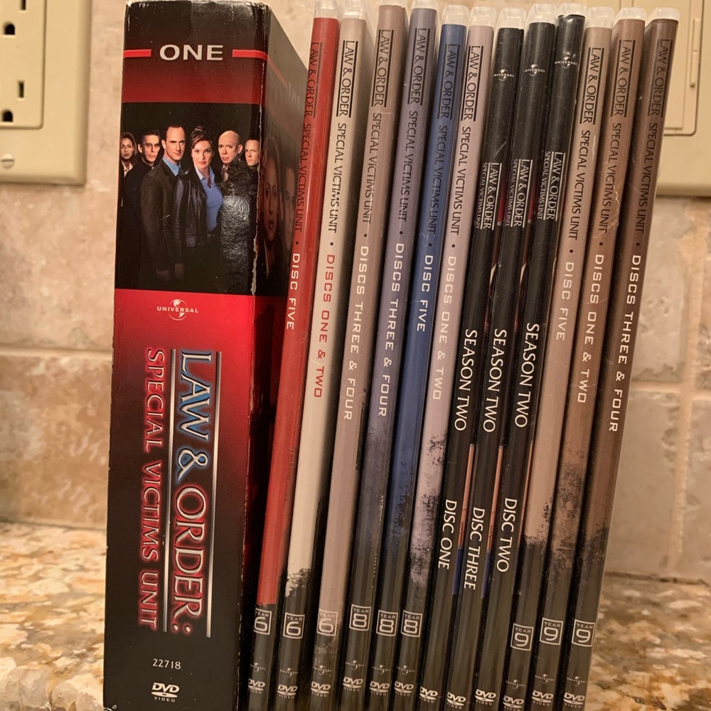Law & order SVU 5 seasons DVD